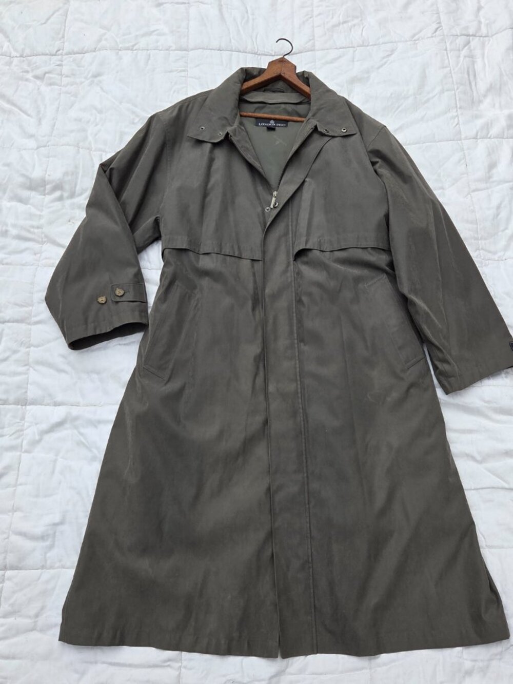Men’s London Fog Dark Gray Trenchcoat W/ Removable Liner, Belt, Hood, Size 44 R